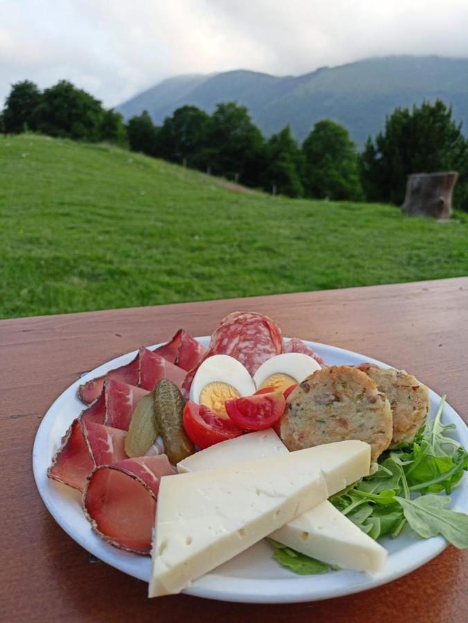 Rifugio Baita Fos-Ce Brentonico Exteriér fotografie